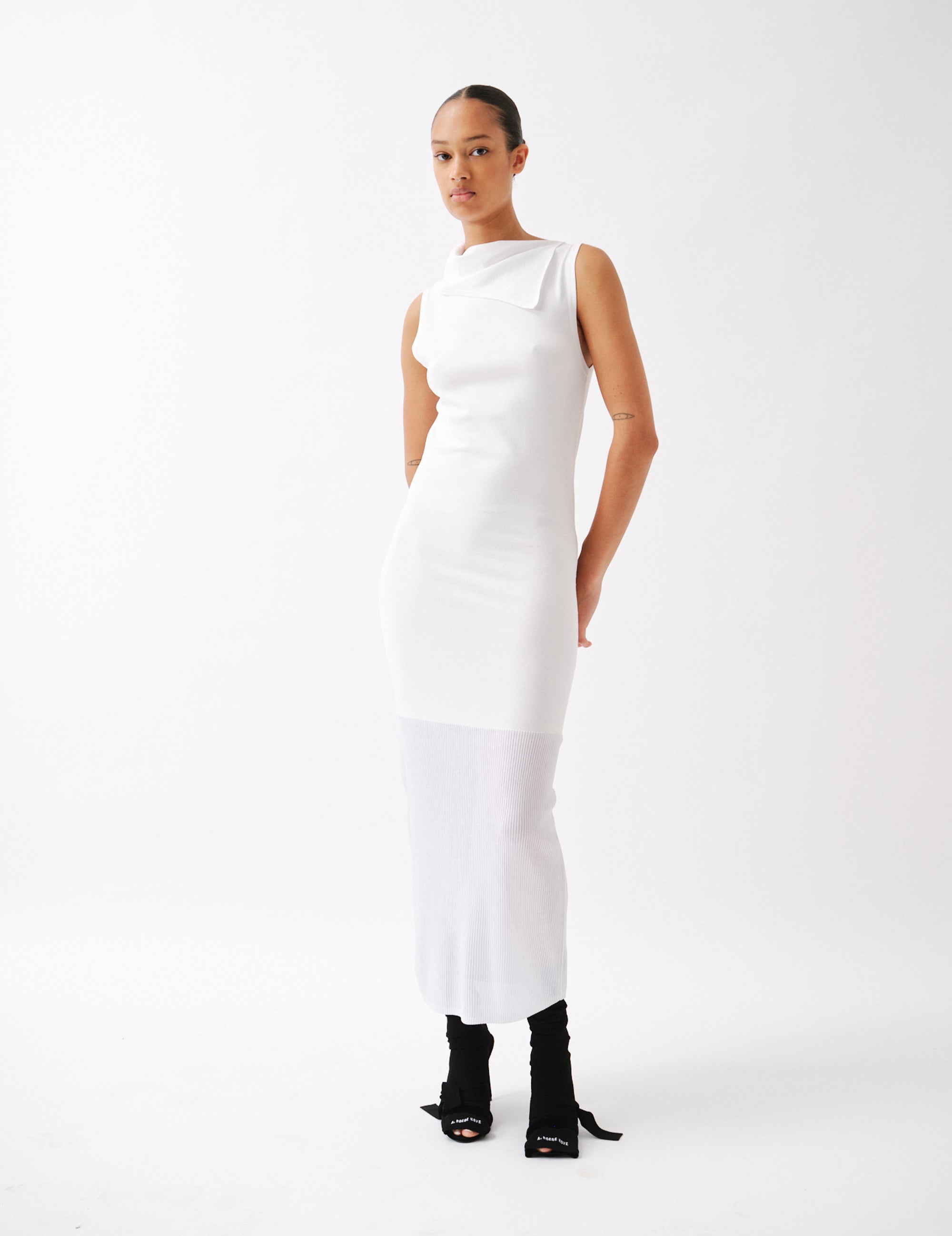 Trine Gown White
